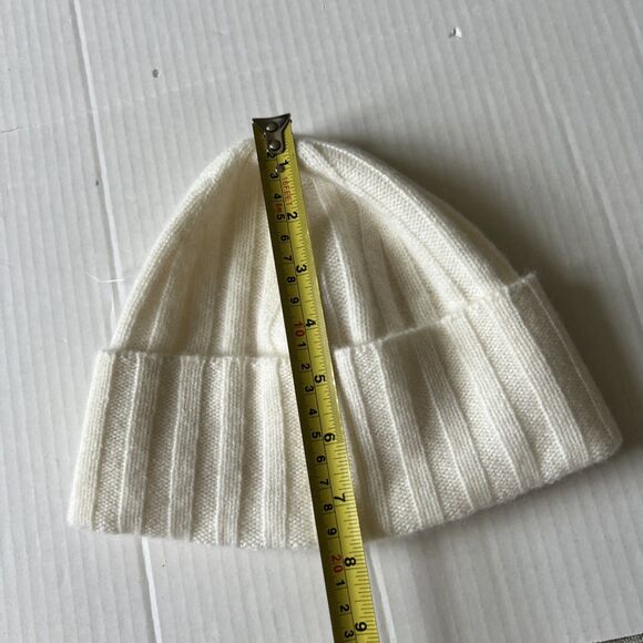 Theory 100% Cashmere OS White Beanie Hat Soft NWOT main image 7